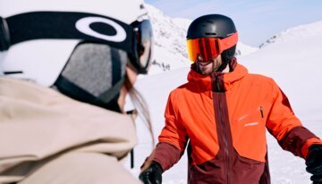 Zwei Skifahrer auf der Piste | © ARMIN WALCHER
